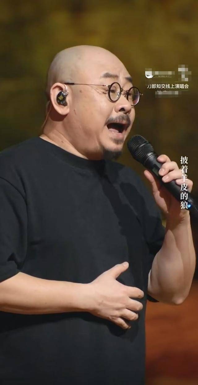 抛下40天女儿与人私奔 刀郎前妻见夫爆红找上门 抛下40天女儿与人私奔 刀郎前妻见夫爆红找上门